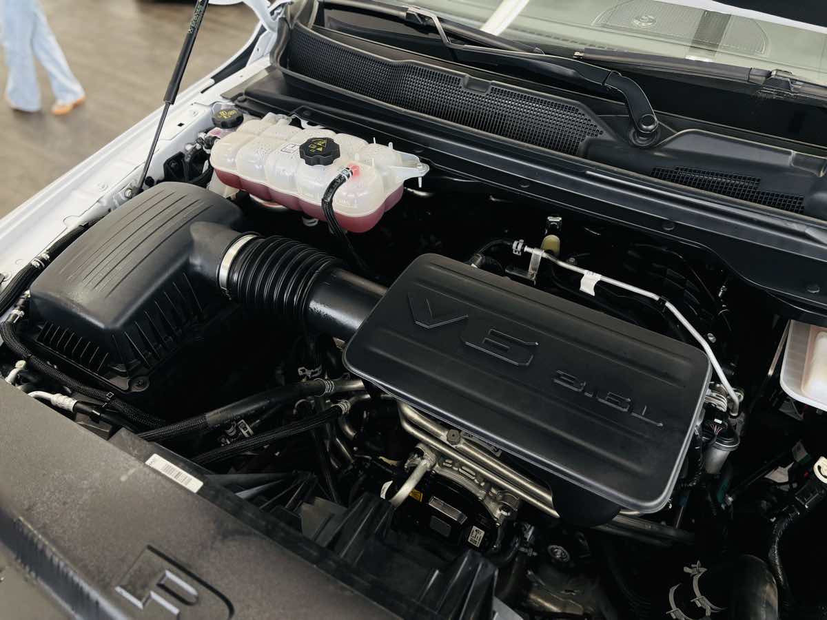 2025 RAM Ram 1500 Pickup Tradesman - Photo 22