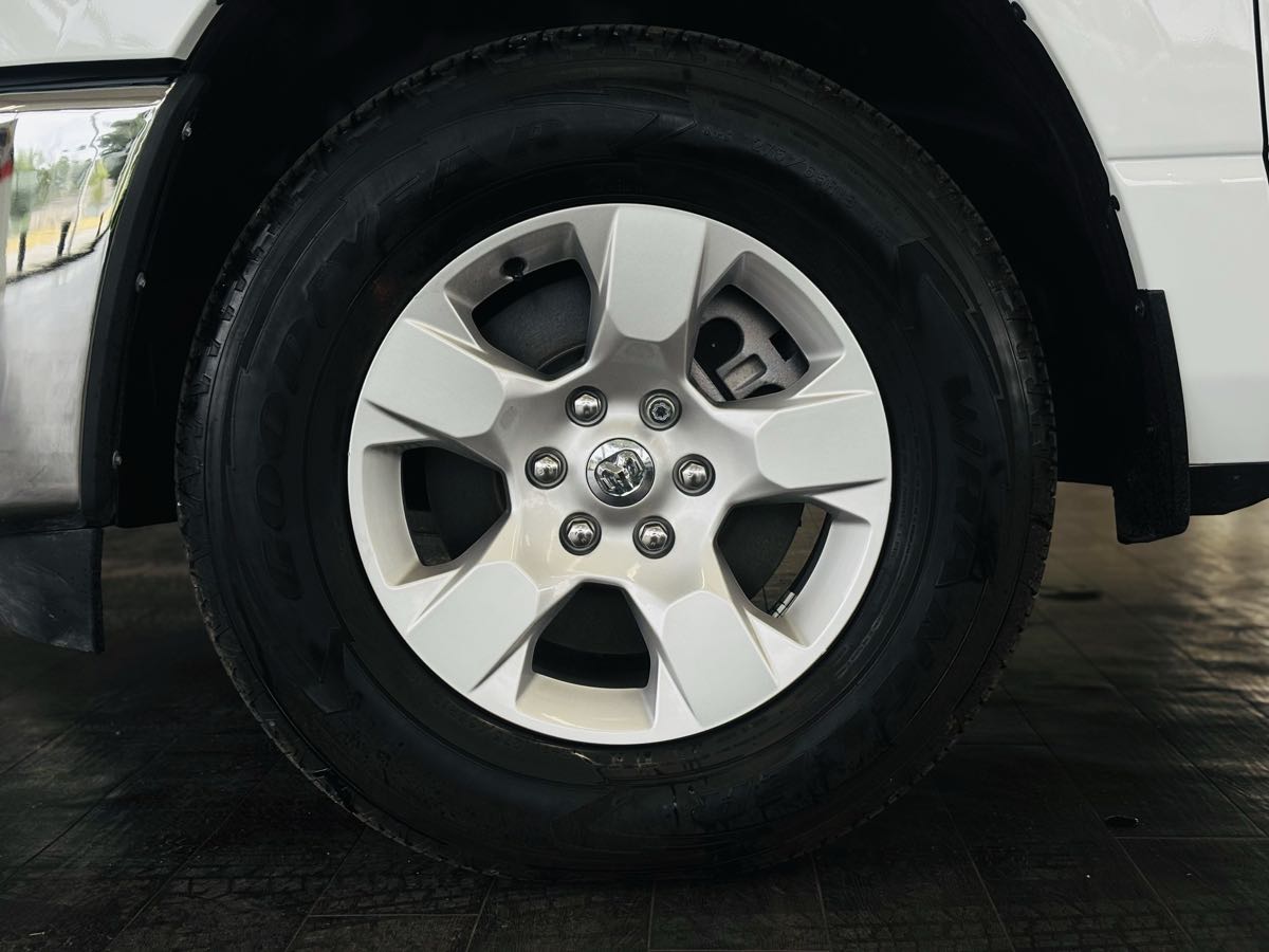 2025 RAM Ram 1500 Pickup Tradesman - Photo 29