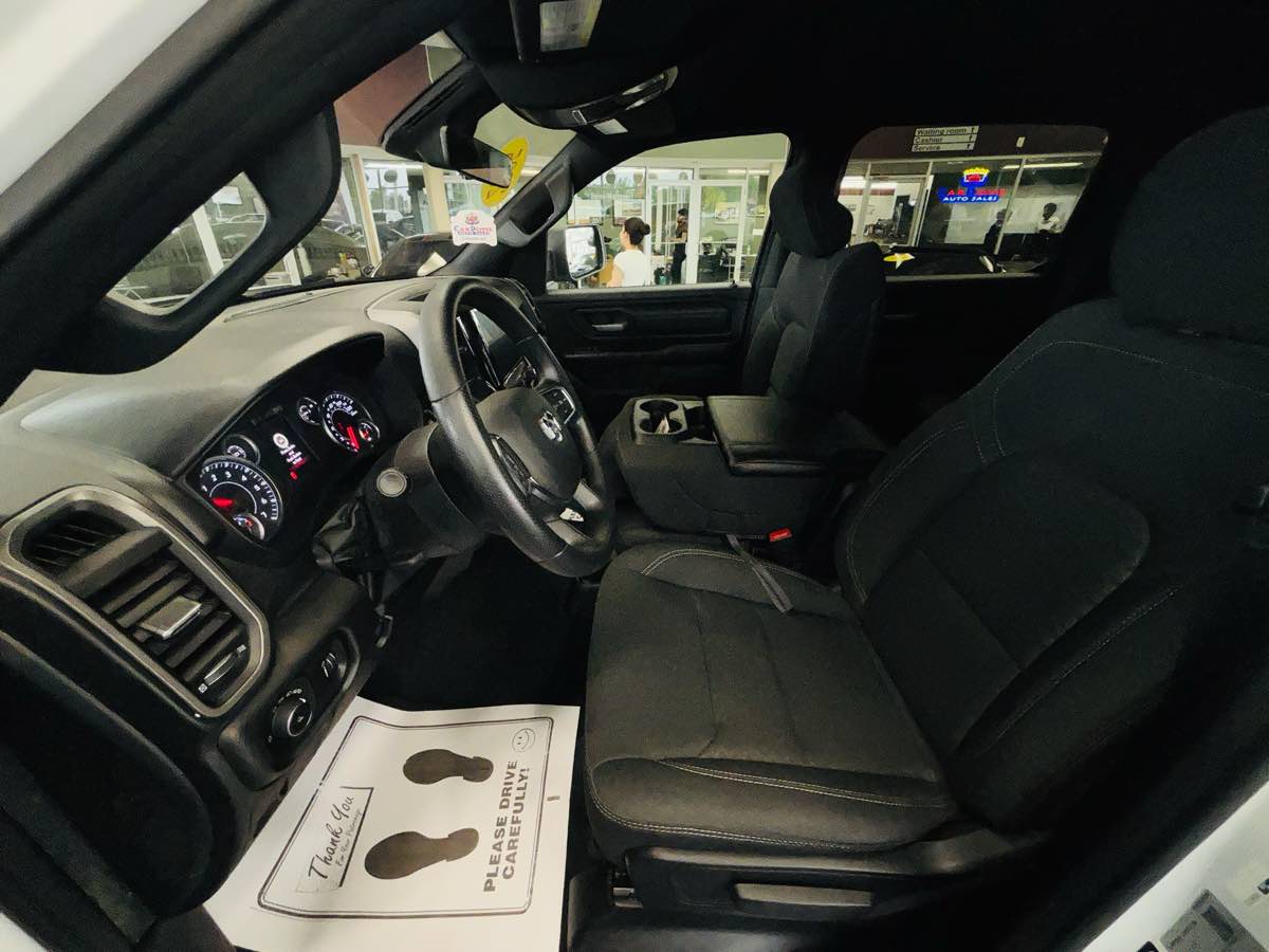 2025 RAM Ram 1500 Pickup Tradesman - Photo 31