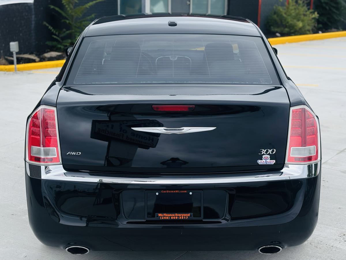 Photo 10 of this Chrysler 300