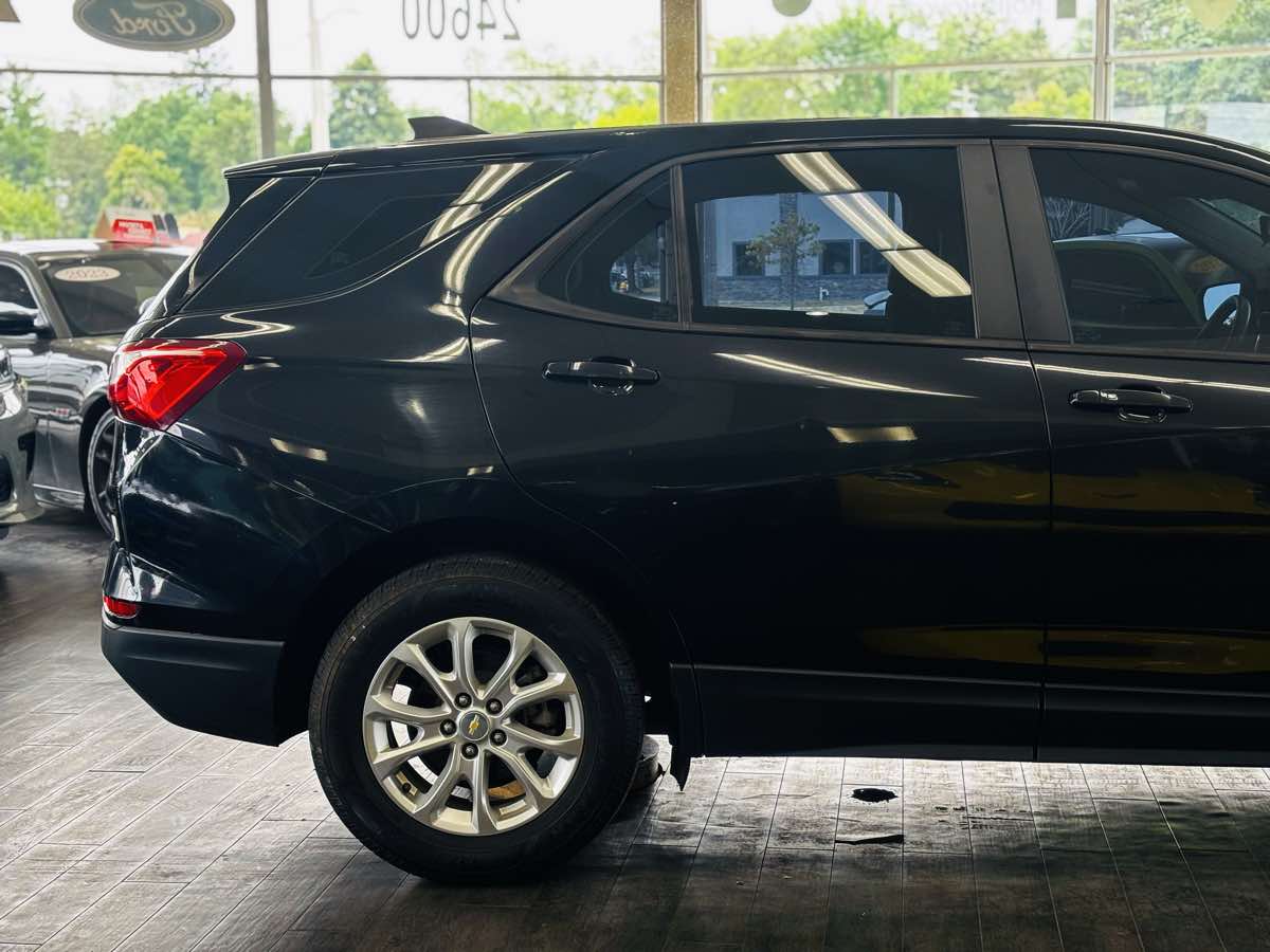 2021 Chevrolet Equinox LS - Photo 6