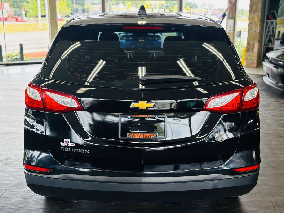 2021 Chevrolet Equinox LS - Photo 8