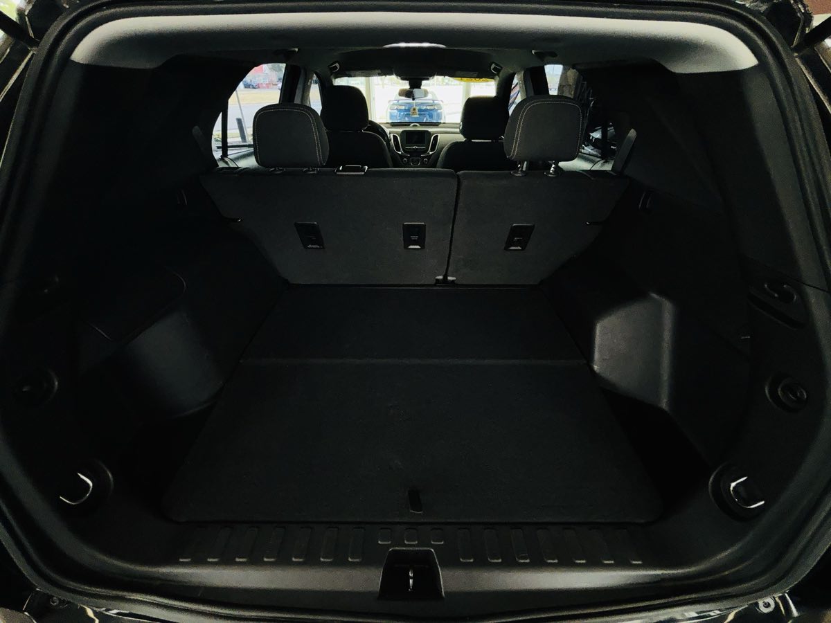 2021 Chevrolet Equinox LS - Photo 10