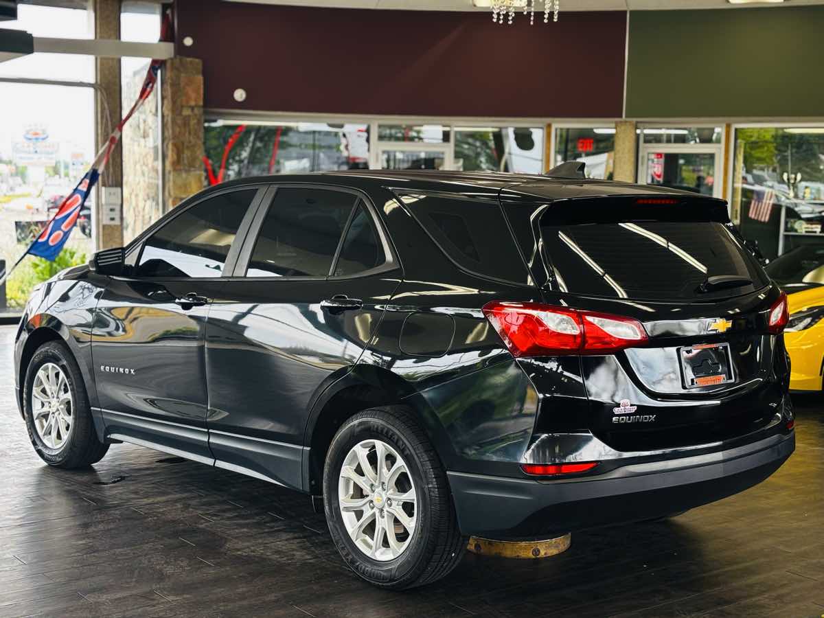 2021 Chevrolet Equinox LS - Photo 13