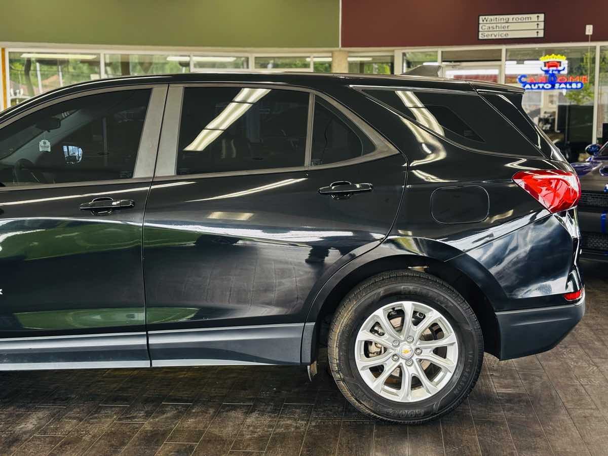 2021 Chevrolet Equinox LS - Photo 14