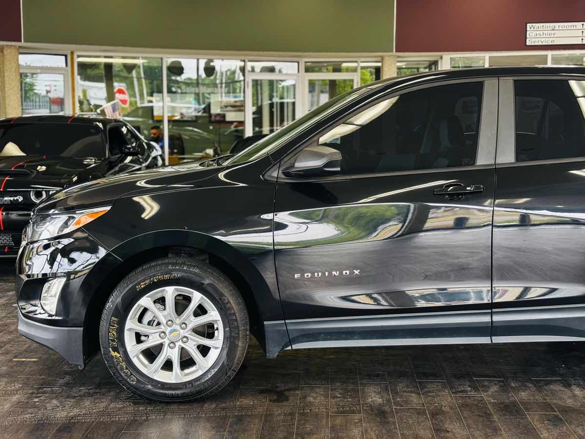 2021 Chevrolet Equinox LS - Photo 15