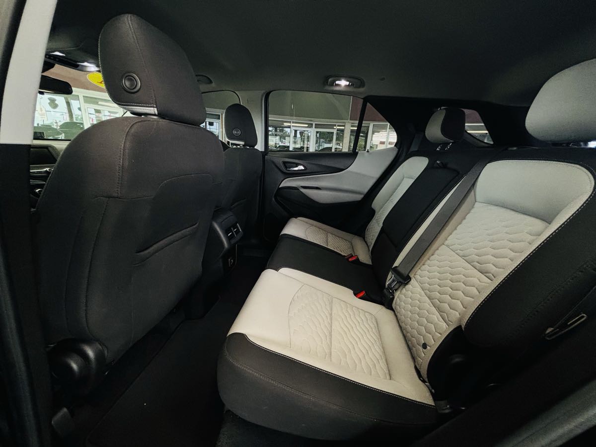2021 Chevrolet Equinox LS - Photo 31