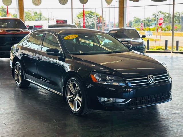2015 Volkswagen Passat 1.8T SE FWD