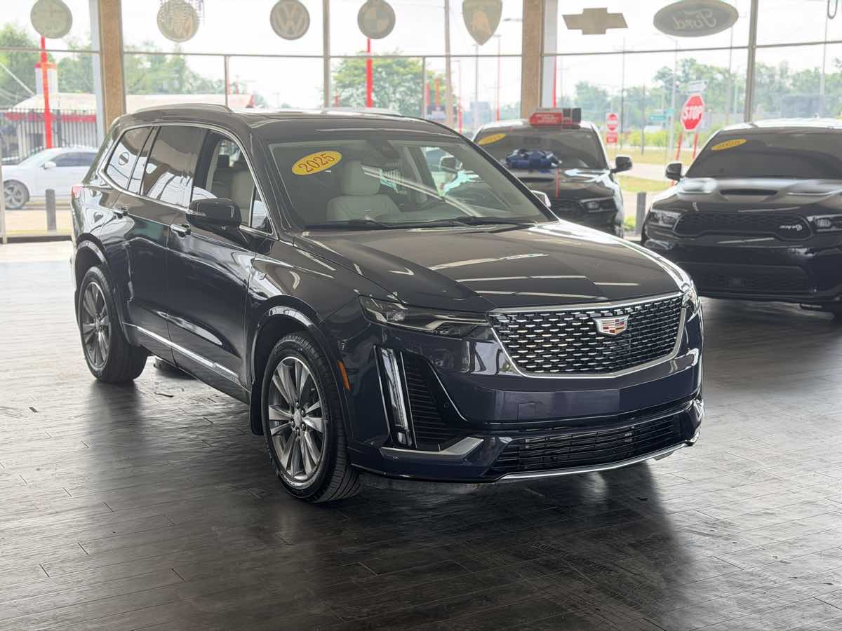 2025 Cadillac Xt6