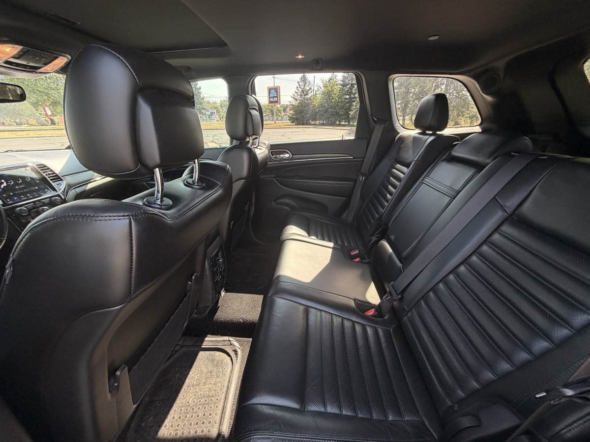Photo 11 of this Jeep Grand Cherokee