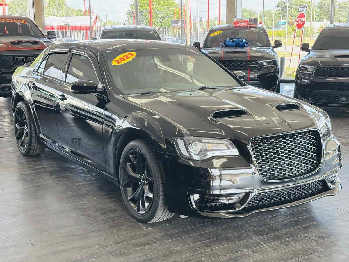 2023 Chrysler 300