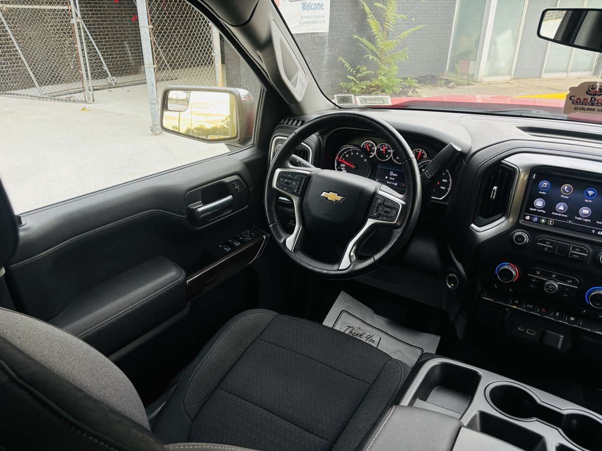 Photo 47 of this Chevrolet Silverado 1500