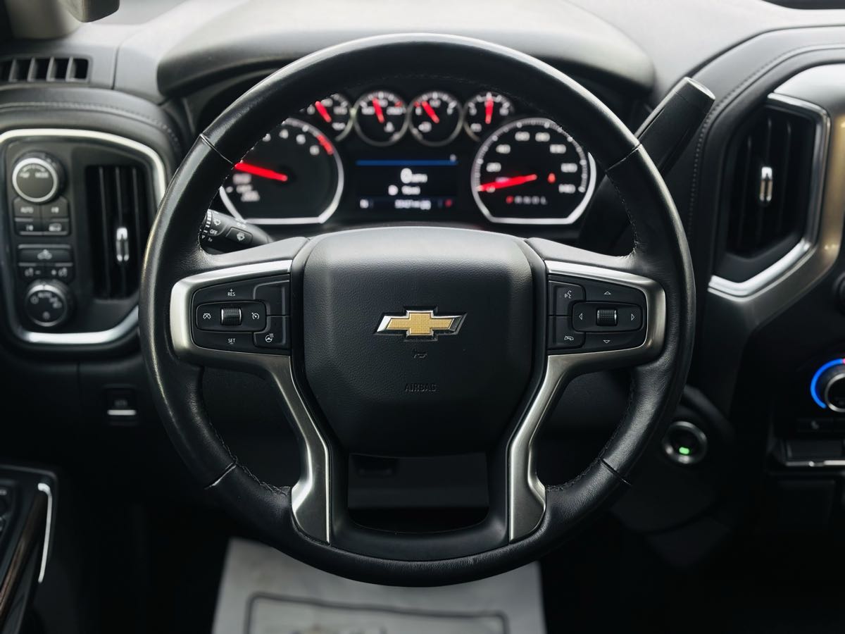 Photo 48 of this Chevrolet Silverado 1500