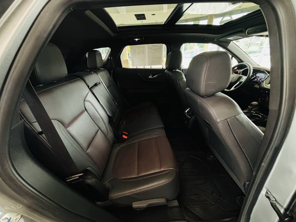 Photo 41 of this Chevrolet Blazer
