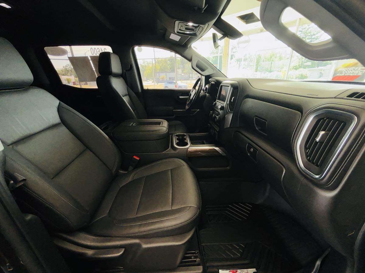 Photo 40 of this Chevrolet Silverado 1500
