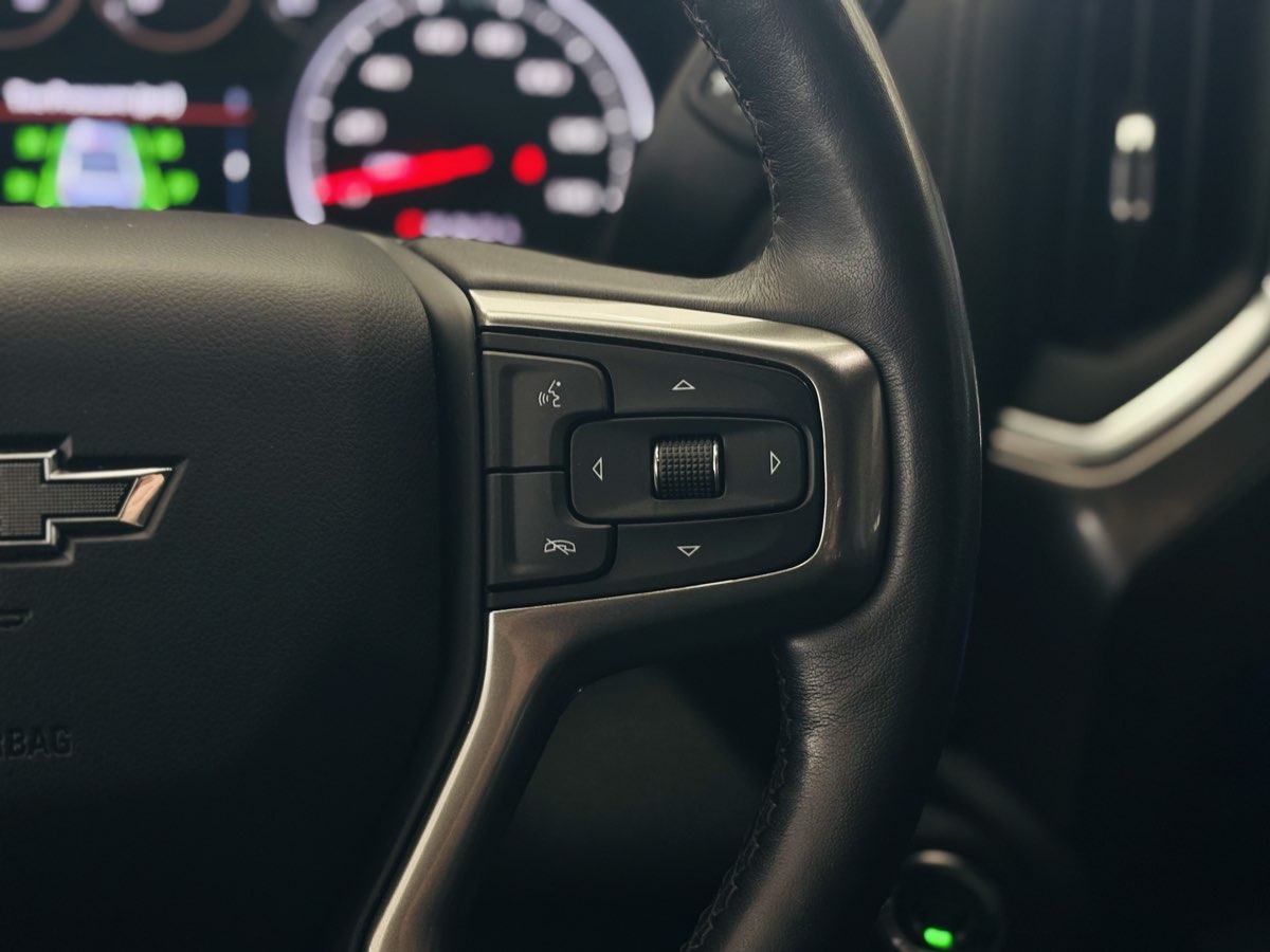 Photo 51 of this Chevrolet Silverado 1500