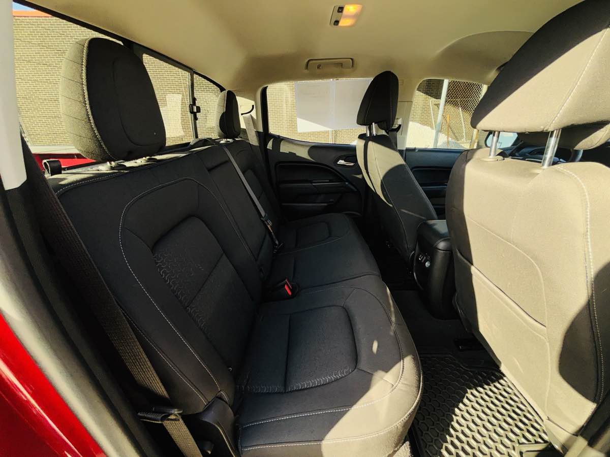Photo 37 of this GMC Canyon