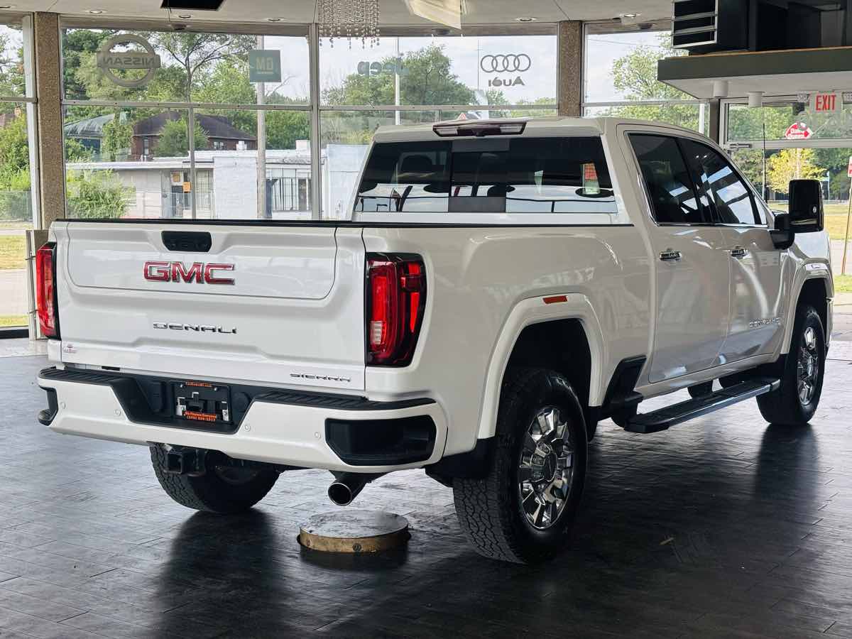 Photo 8 of this GMC Sierra 2500HD