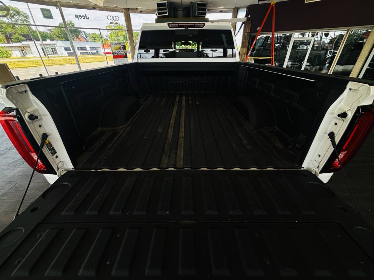 Photo 11 of this GMC Sierra 2500HD