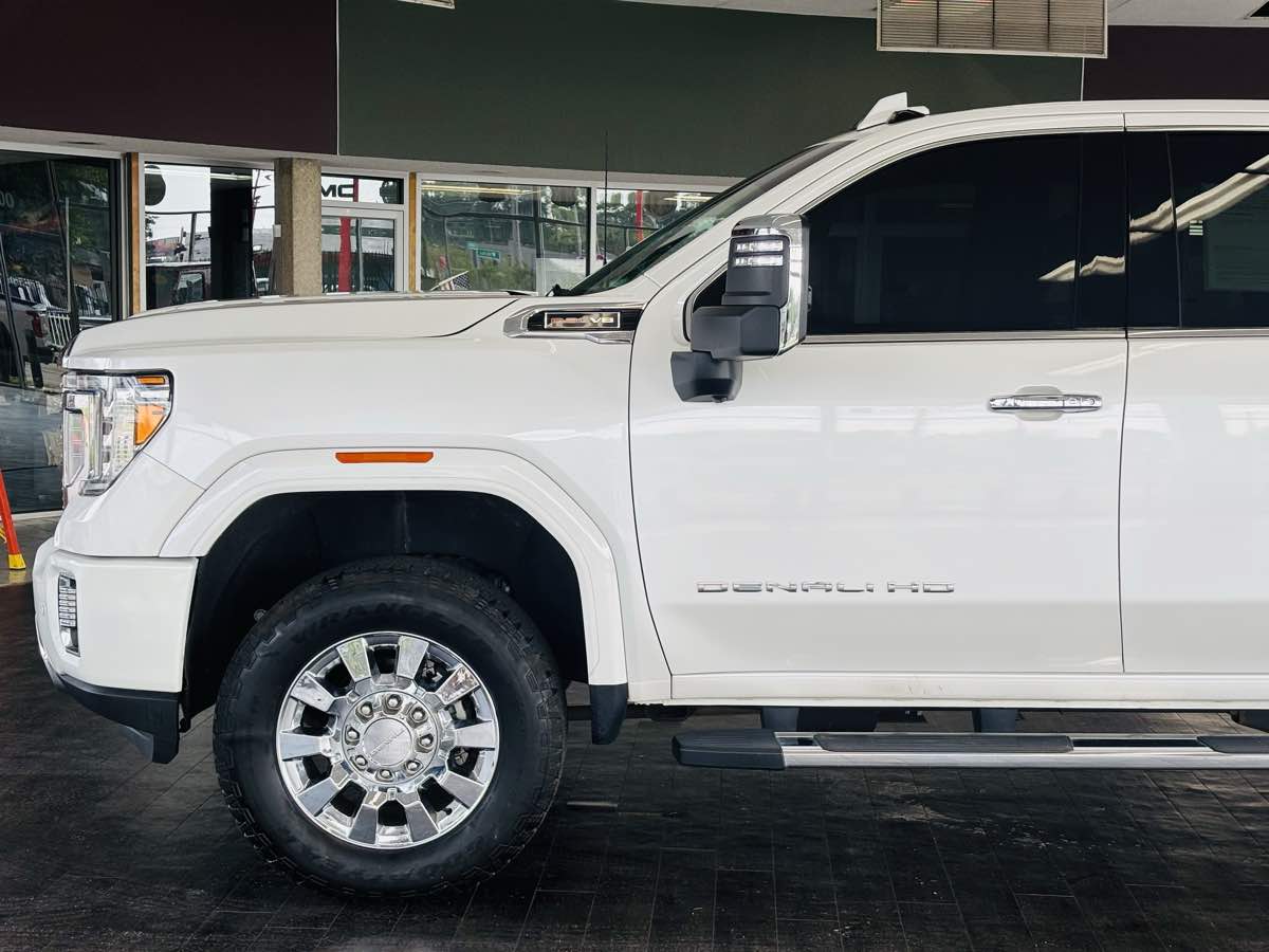 Photo 16 of this GMC Sierra 2500HD