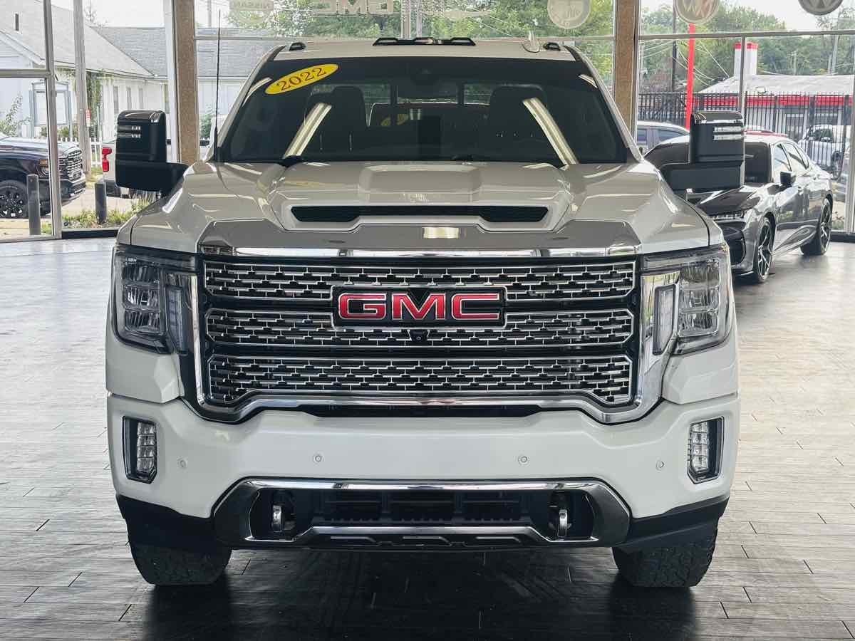 Photo 19 of this GMC Sierra 2500HD