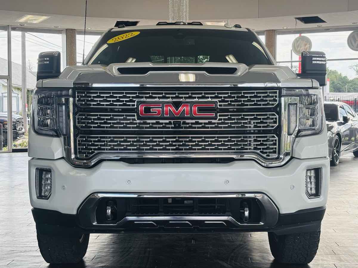 Photo 20 of this GMC Sierra 2500HD