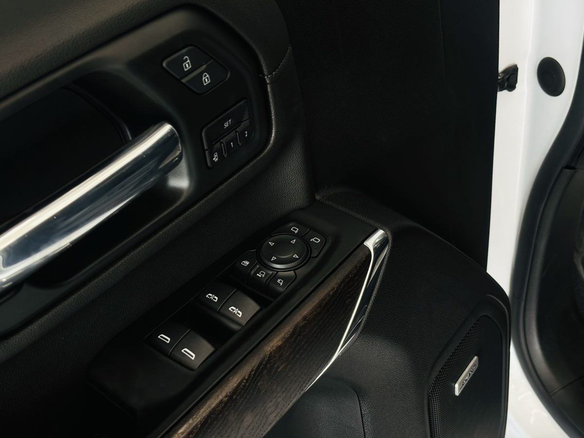 Photo 34 of this GMC Sierra 2500HD