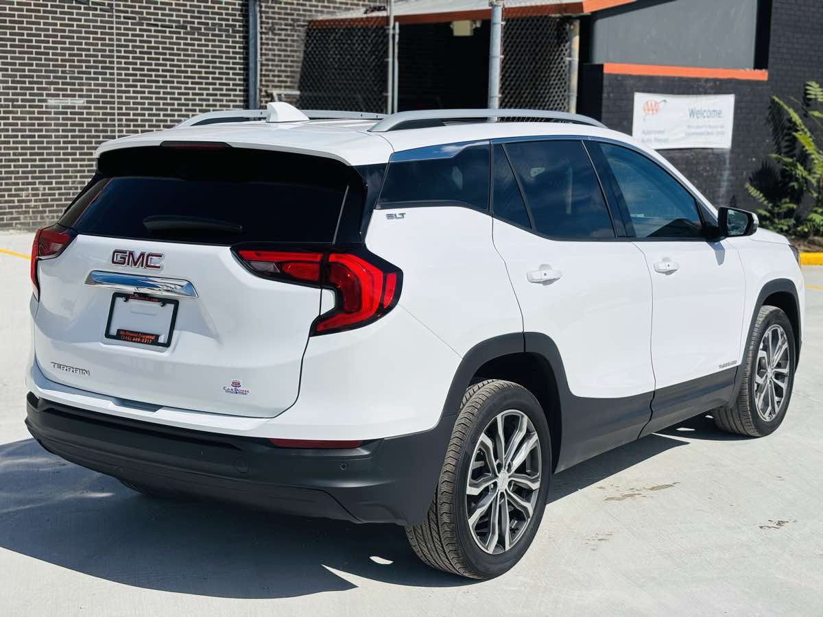 Photo 8 of this GMC Terrain