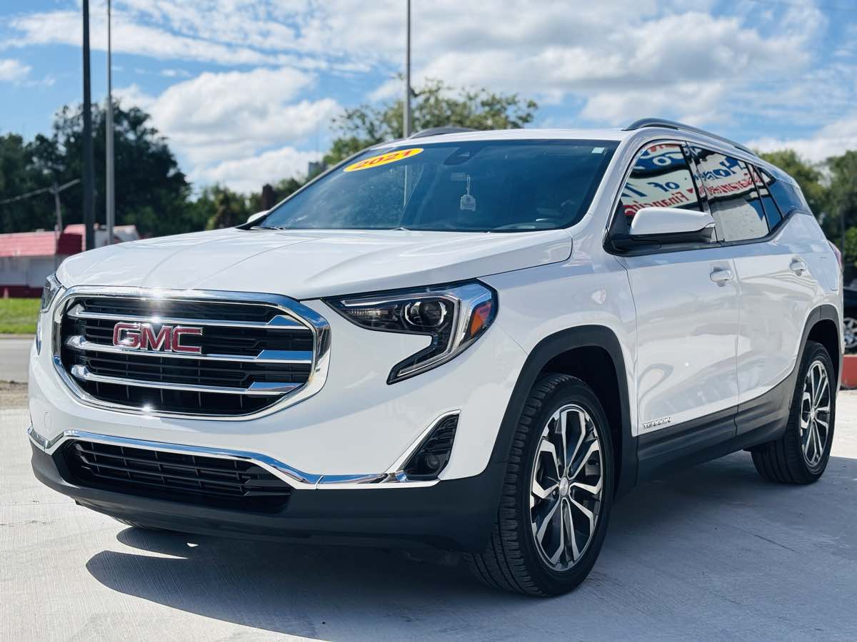 Photo 17 of this GMC Terrain