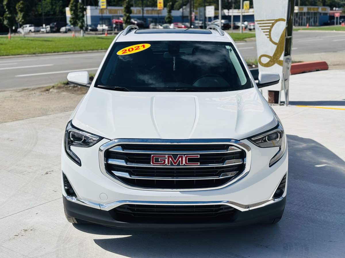 Photo 18 of this GMC Terrain
