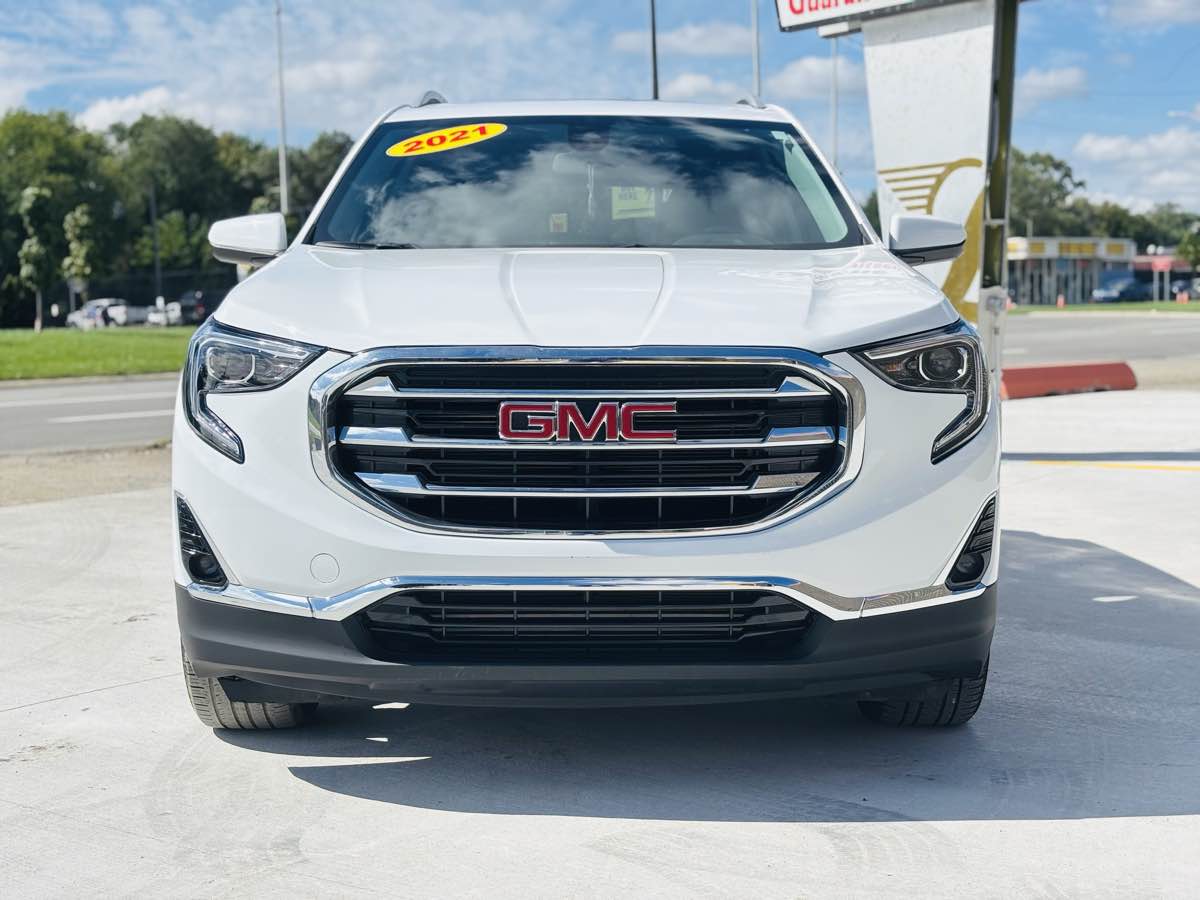 Photo 19 of this GMC Terrain