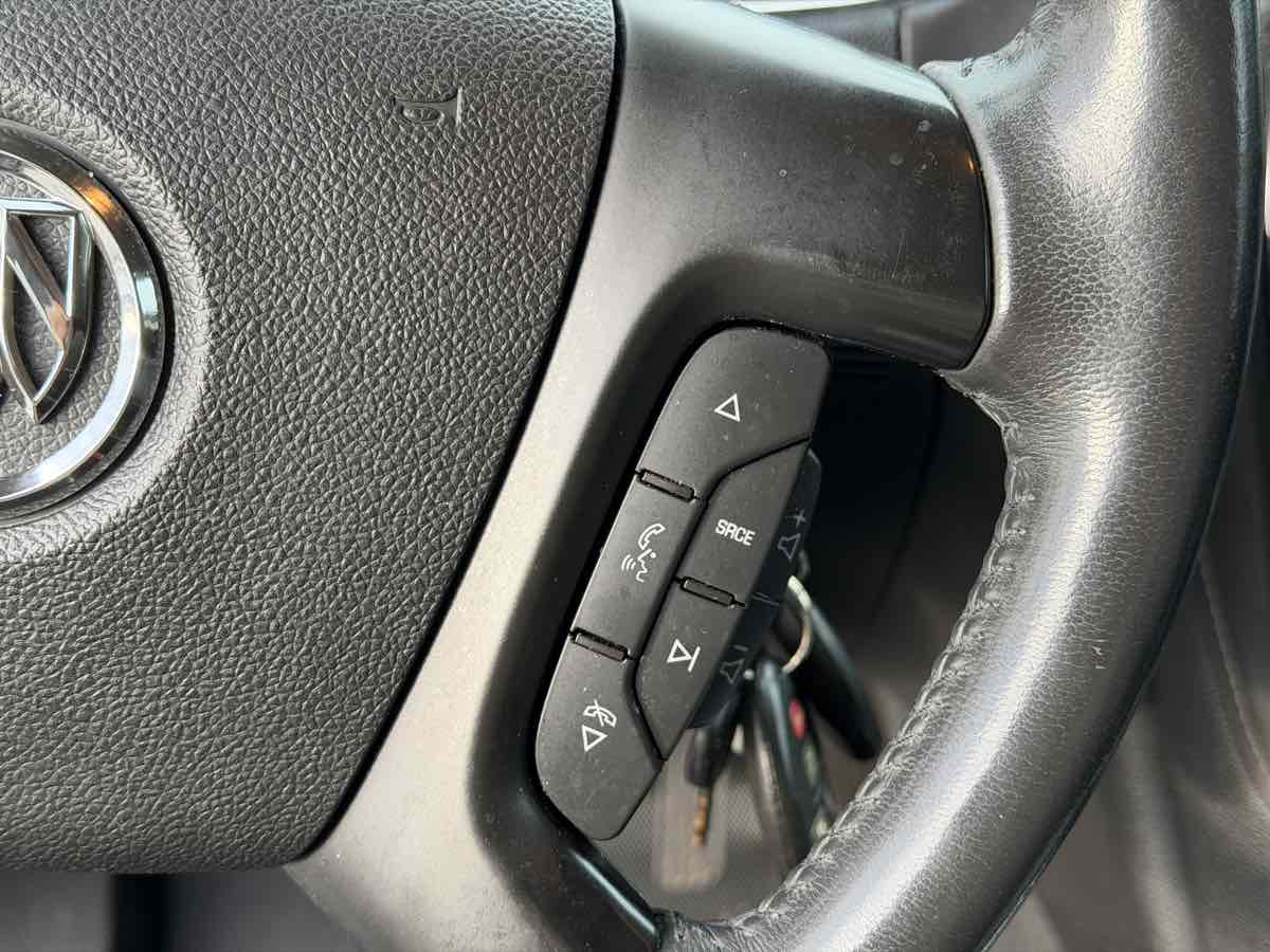 Photo 14 of this Buick Enclave