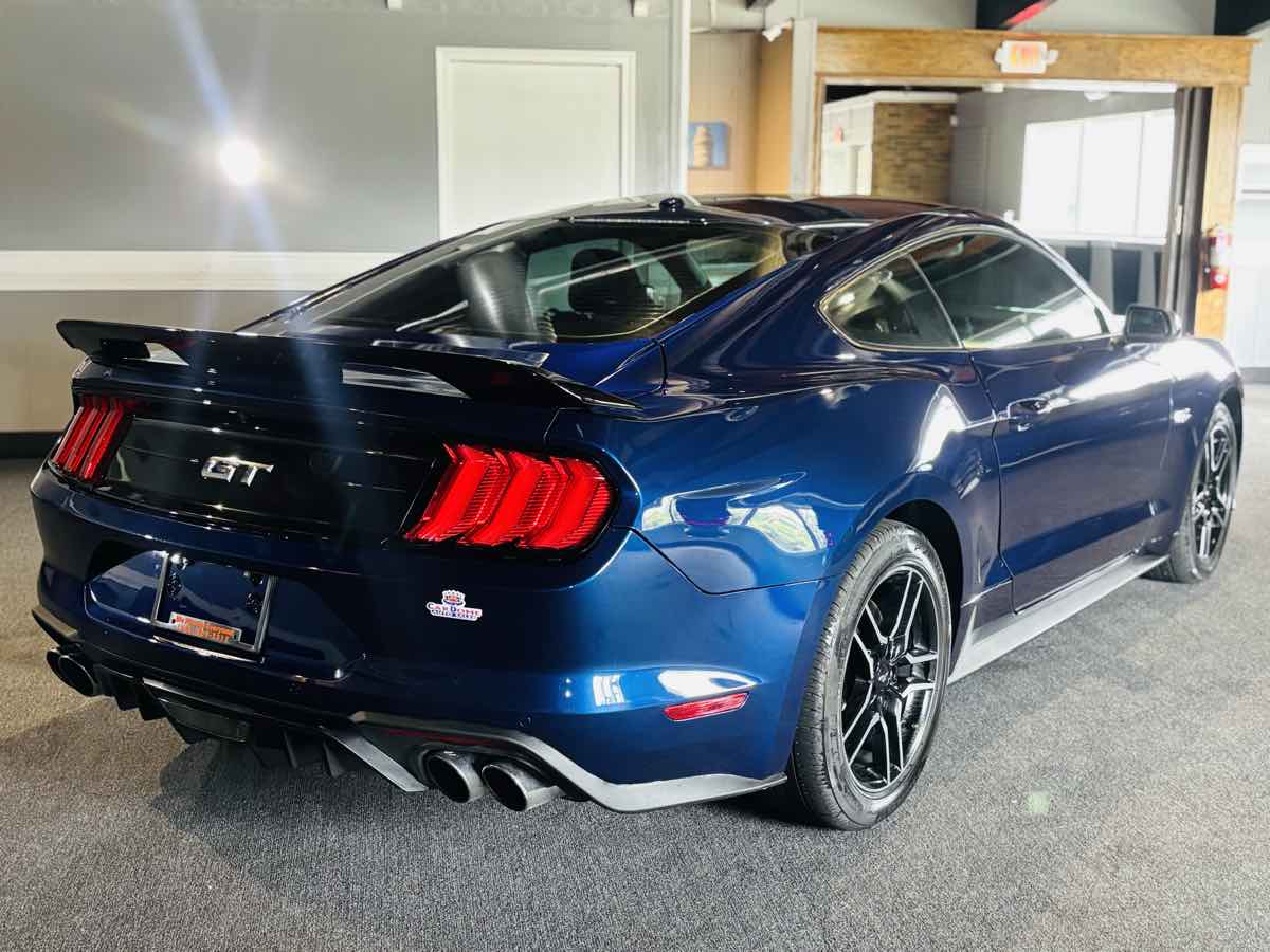 Photo 7 of this Ford Mustang