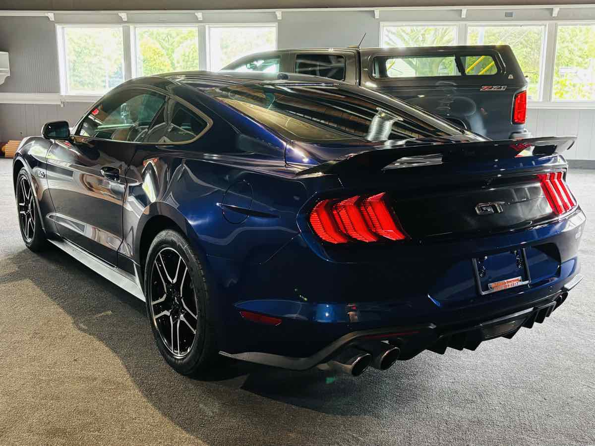 Photo 13 of this Ford Mustang