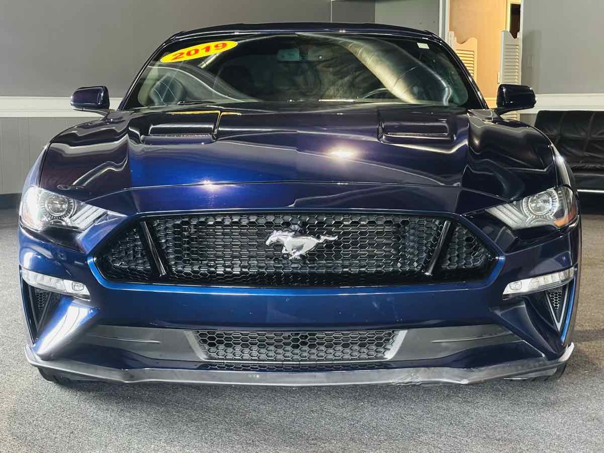 Photo 19 of this Ford Mustang