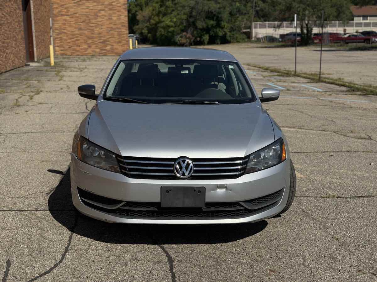 Photo 9 of this Volkswagen Passat