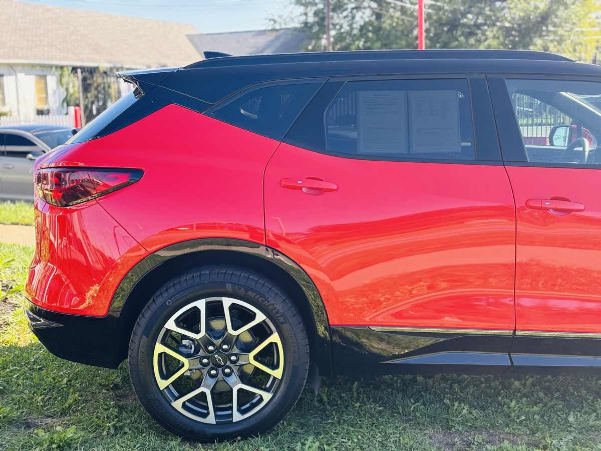 Photo 6 of this Chevrolet Blazer