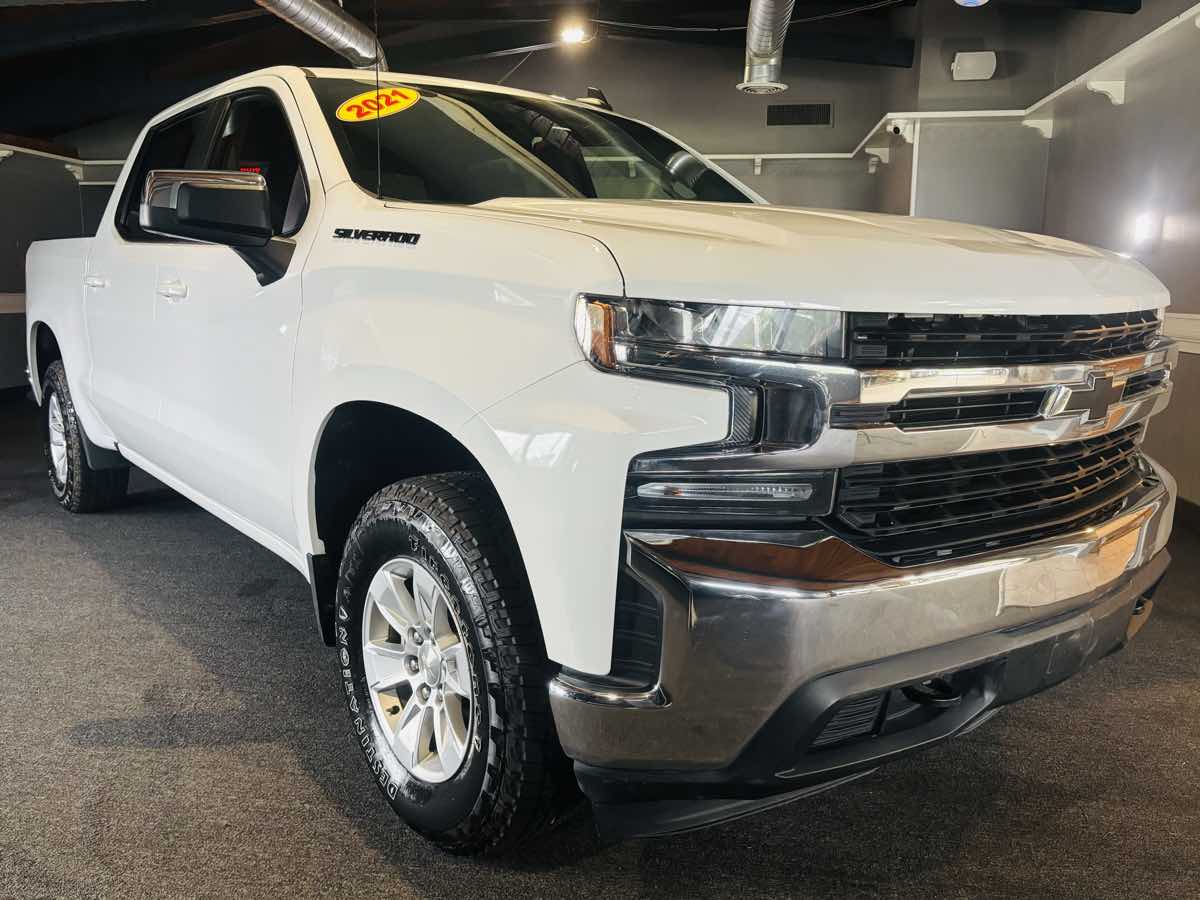 Photo 4 of this Chevrolet Silverado 1500