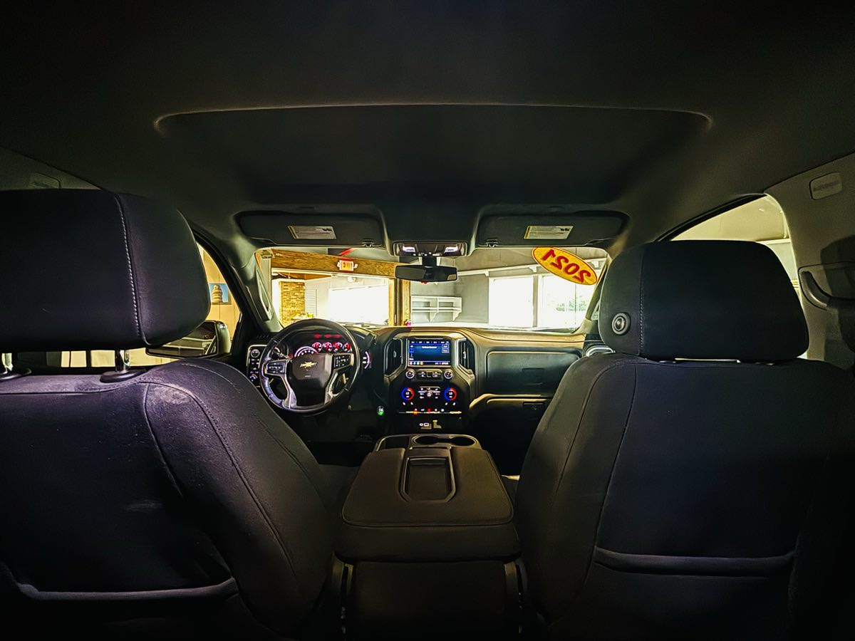 Photo 41 of this Chevrolet Silverado 1500