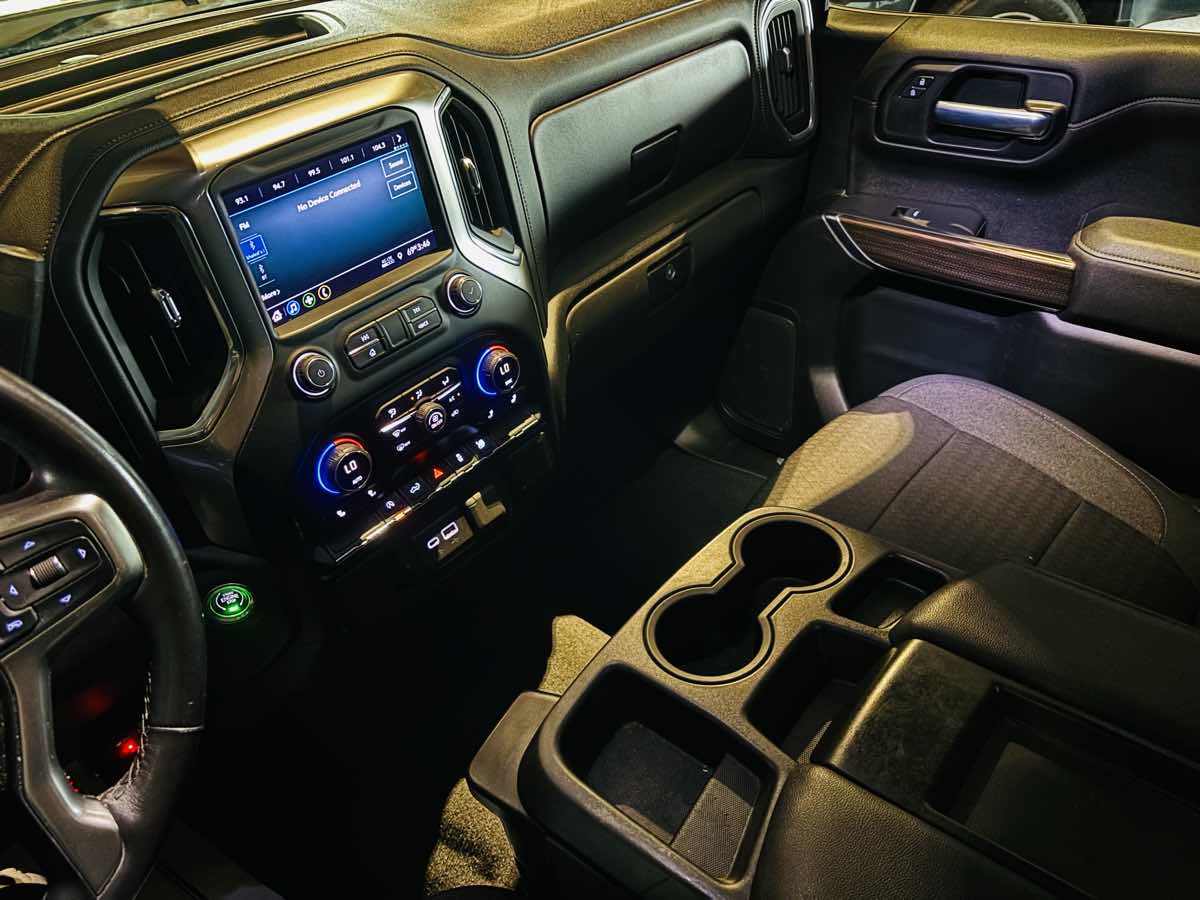 Photo 54 of this Chevrolet Silverado 1500