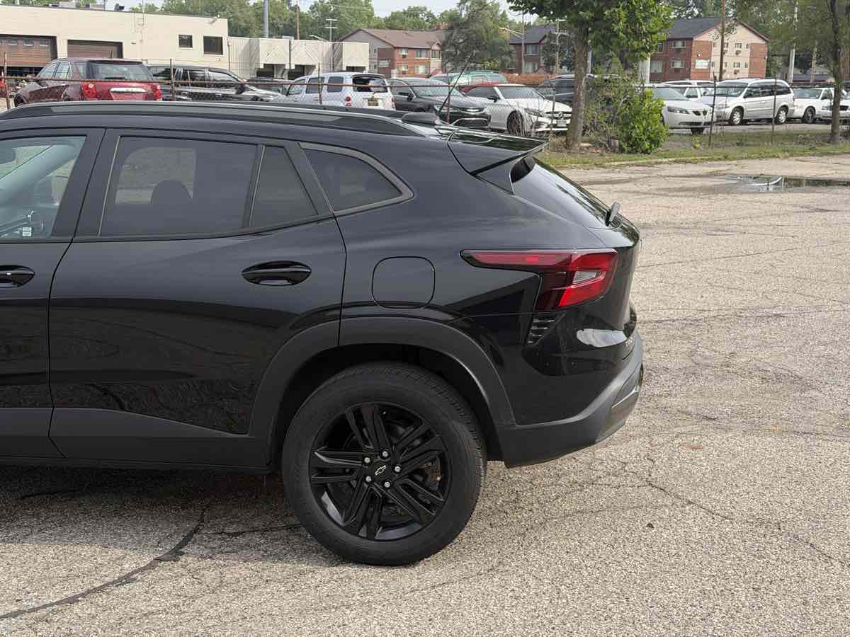 Photo 8 of this Chevrolet Trax
