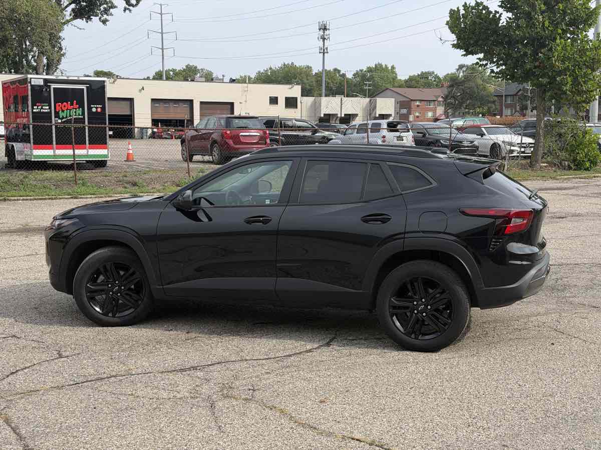 Photo 10 of this Chevrolet Trax