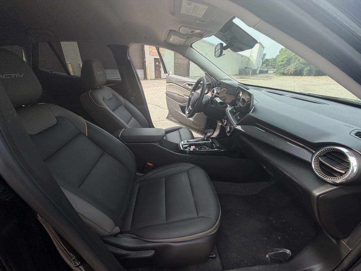 Photo 15 of this Chevrolet Trax