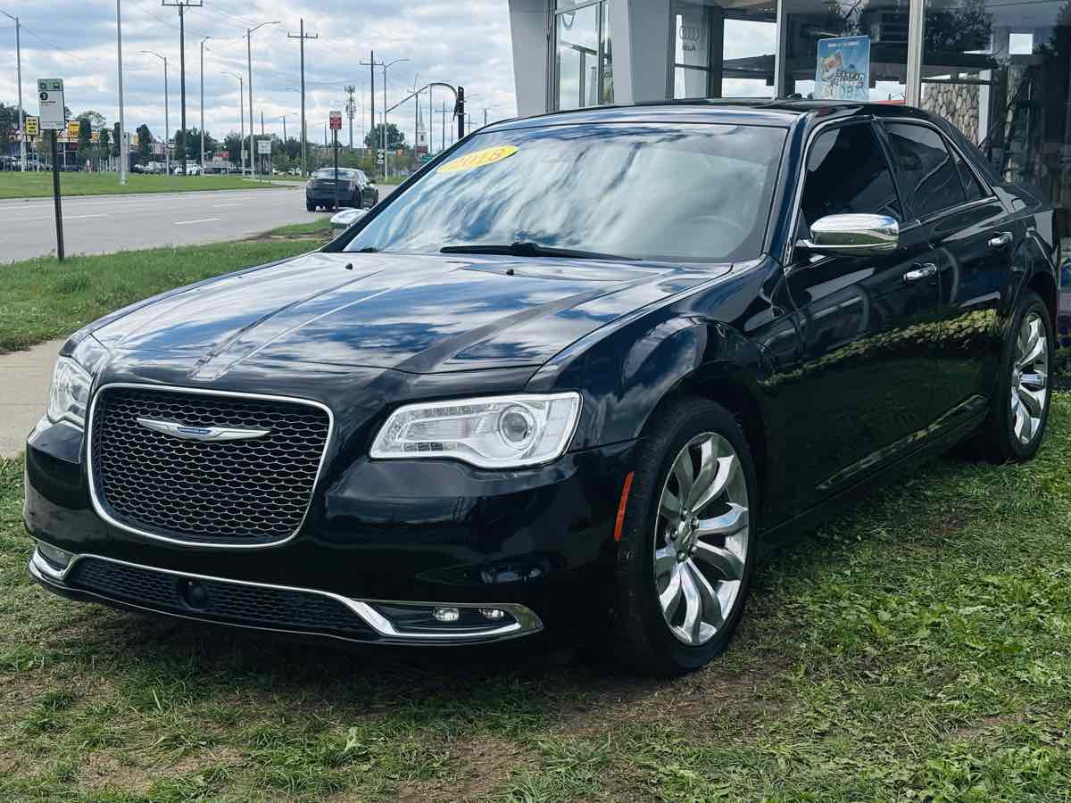 Photo 15 of this Chrysler 300