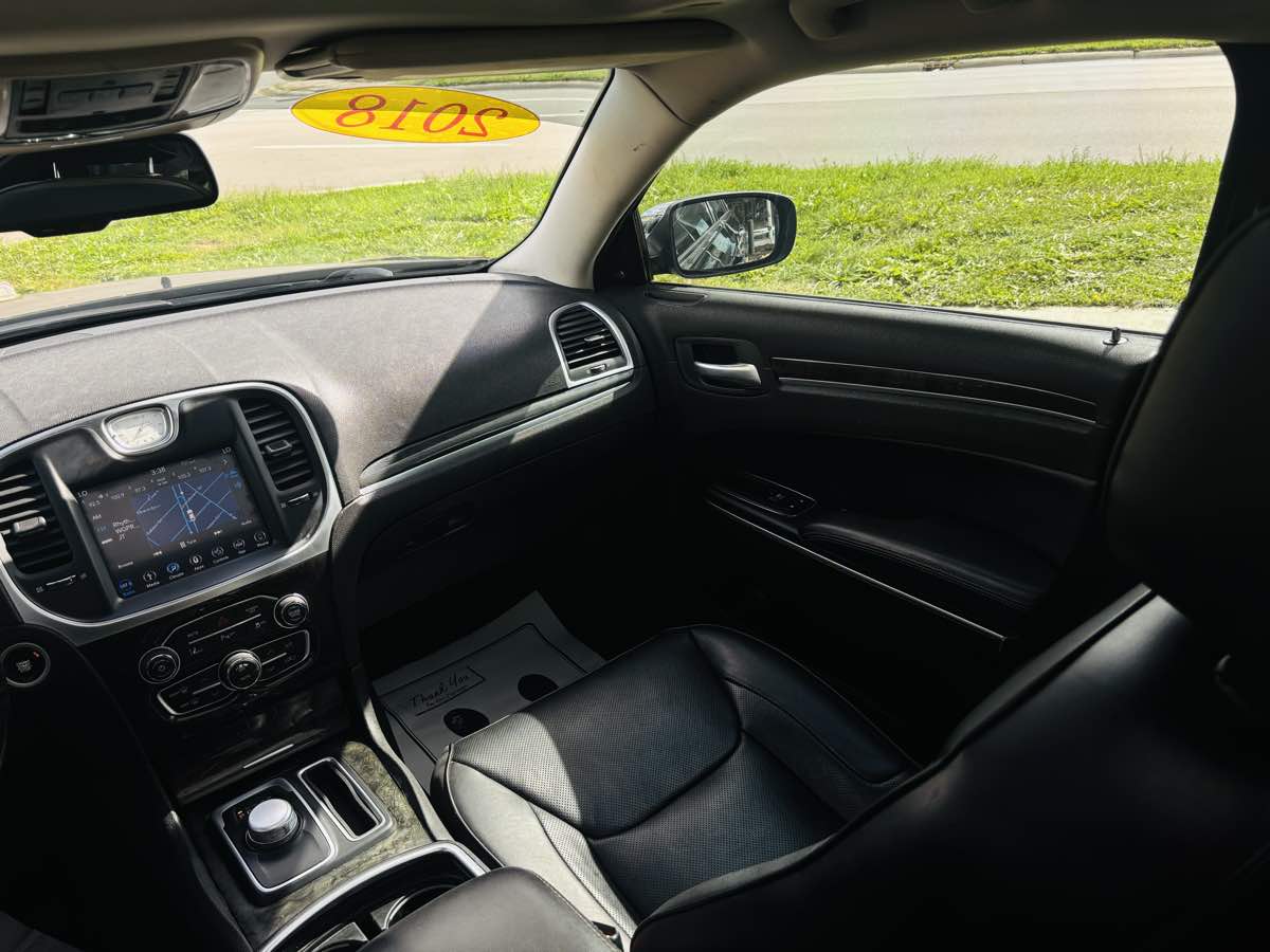 Photo 43 of this Chrysler 300