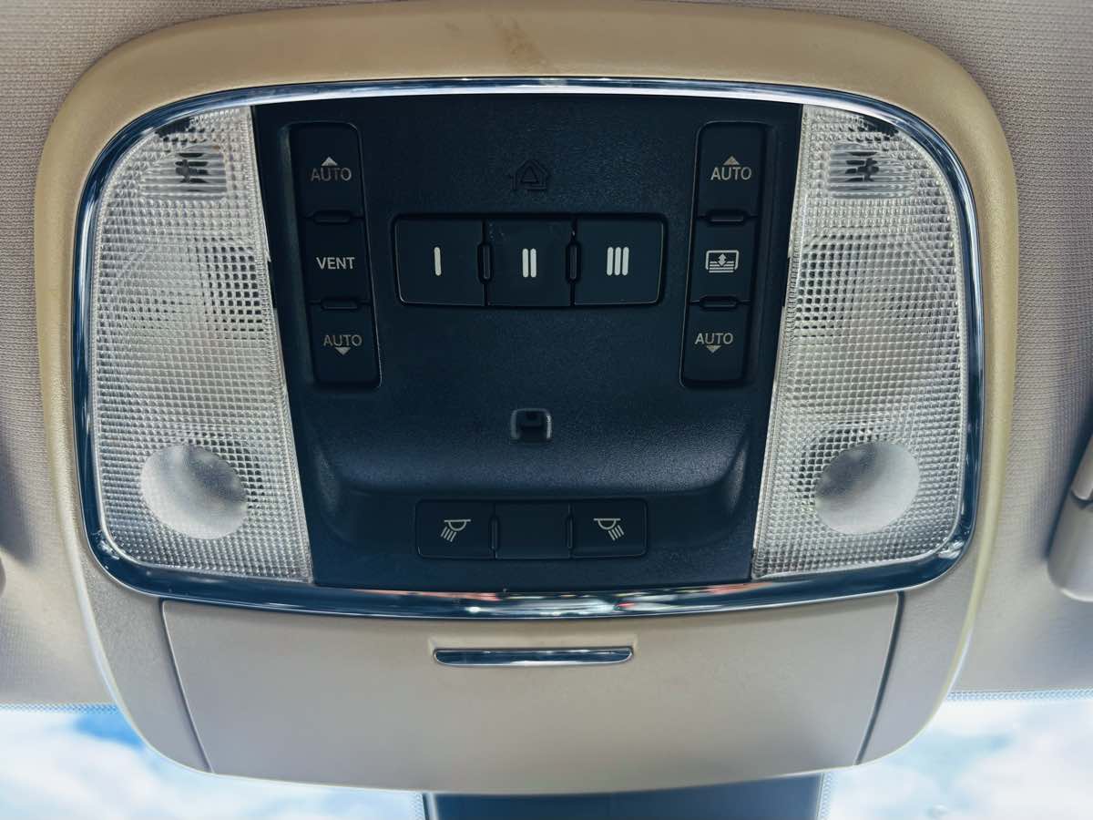 Photo 45 of this Chrysler 300