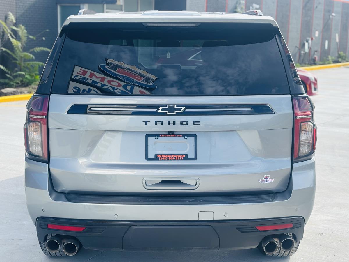 Photo 10 of this Chevrolet Tahoe