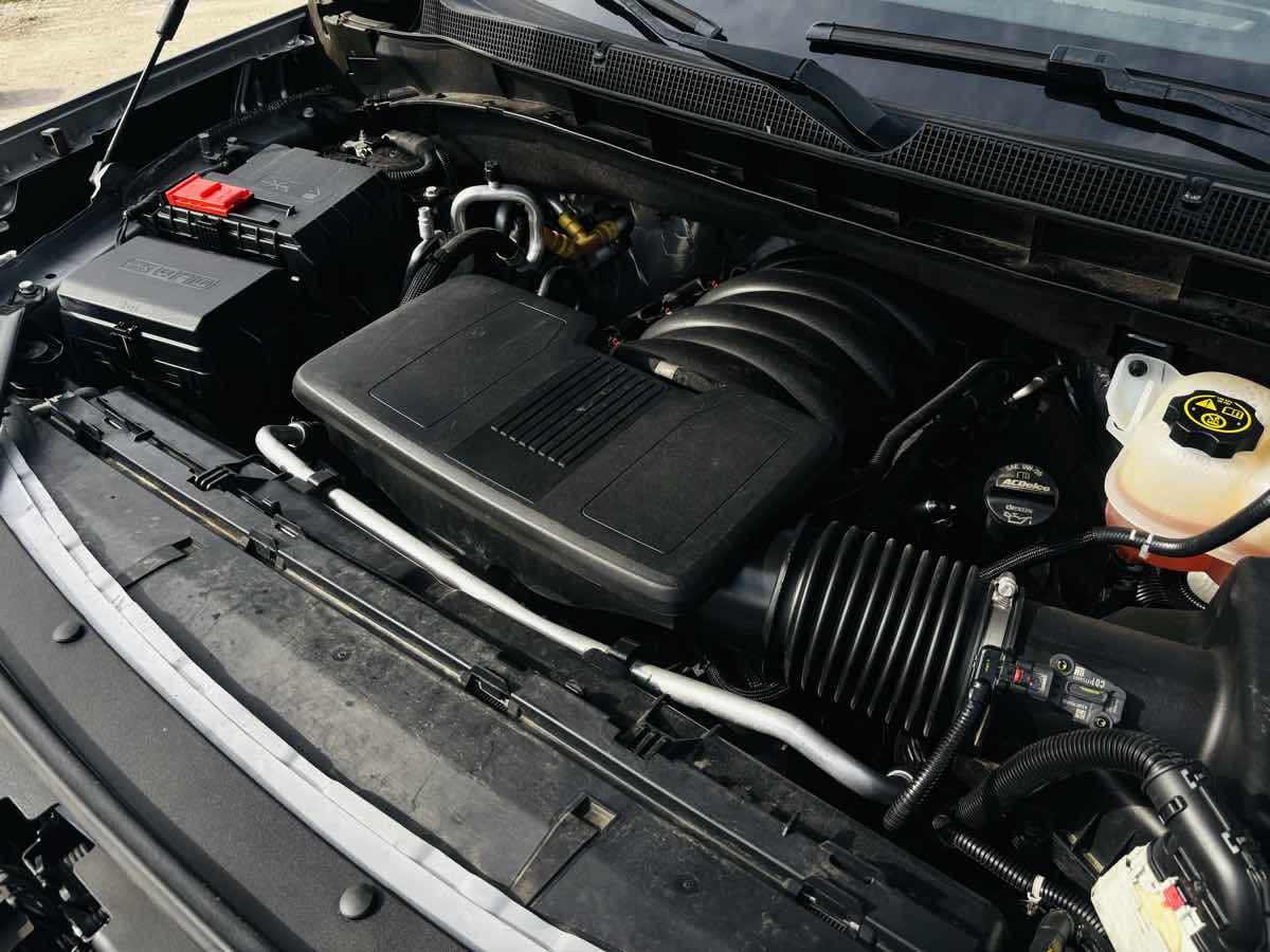Photo 24 of this Chevrolet Tahoe