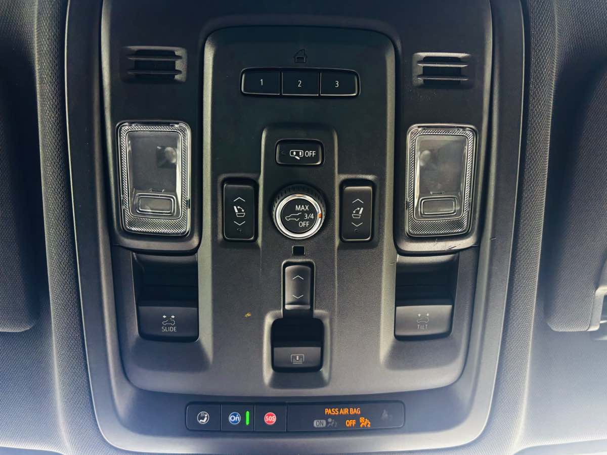 Photo 53 of this Chevrolet Tahoe