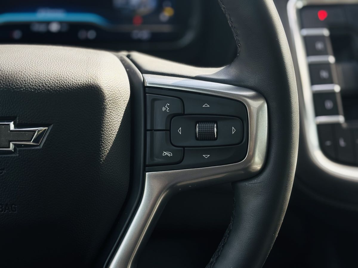 Photo 57 of this Chevrolet Tahoe
